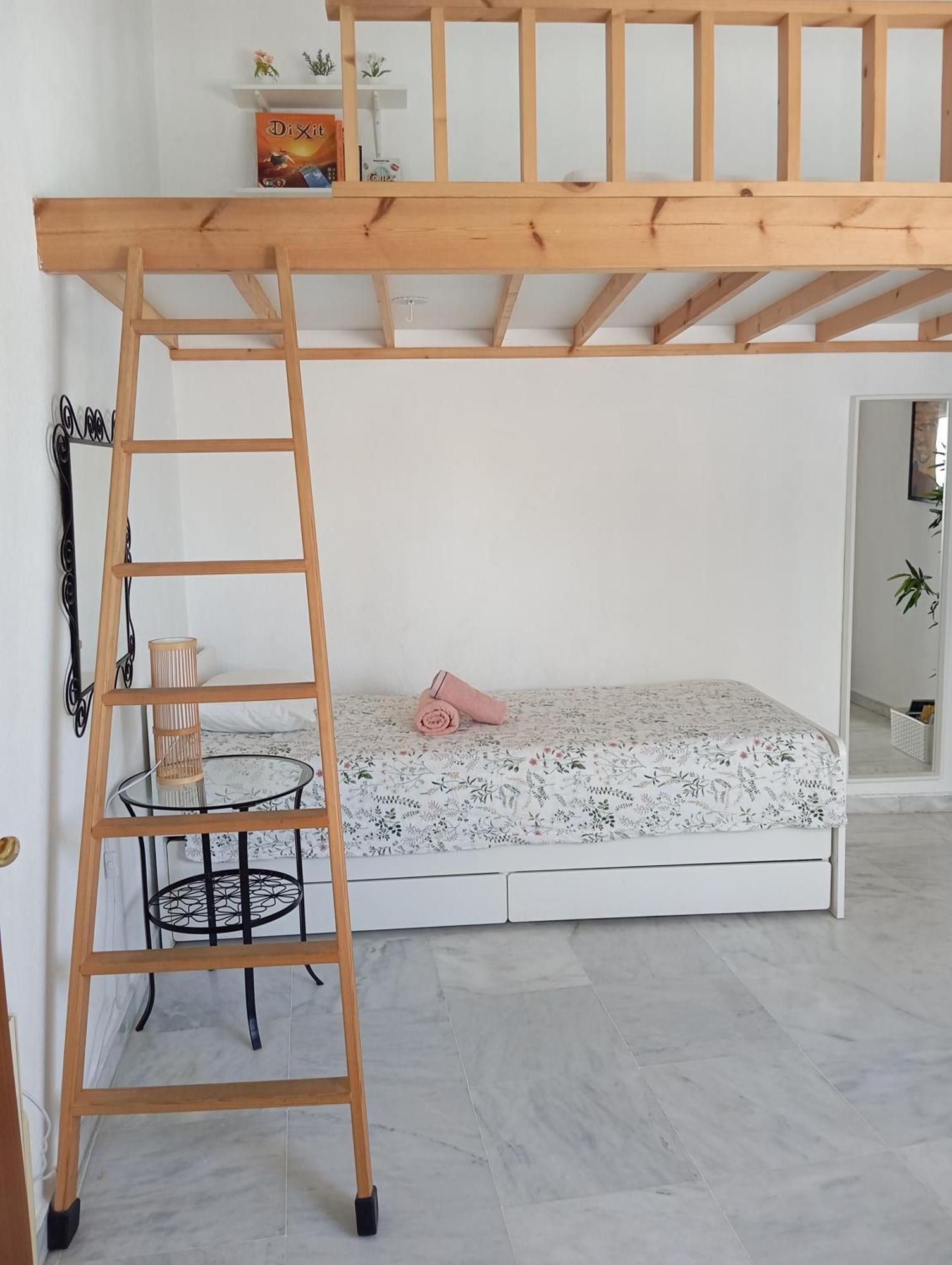 Apartamento Luminoso Casco Antiguo San Luis Apartamento Sevilla